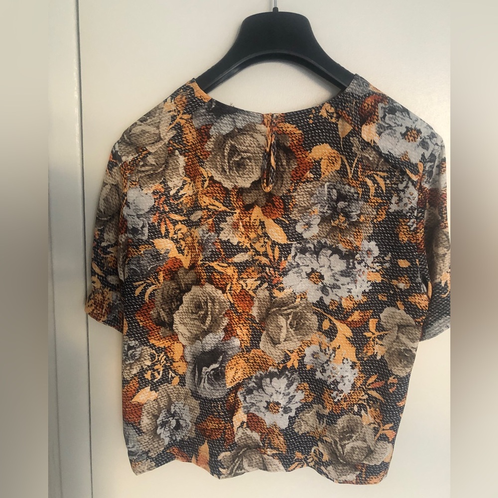 Zara floral top - Size M - Picture 3 of 7